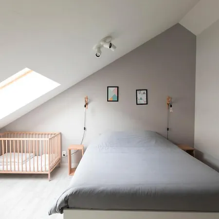 Au Detour Des Places Apartmán *