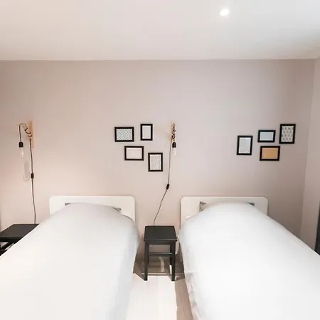 Au Détour Des Places * Arras