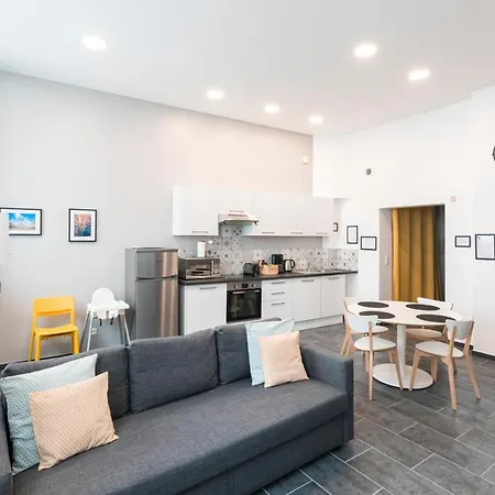 Appartement Au Détour Des Places