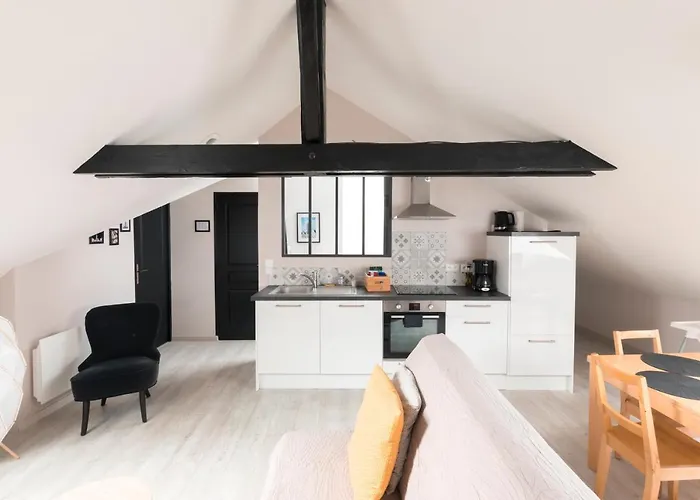 Au Detour Des Places * 阿拉斯