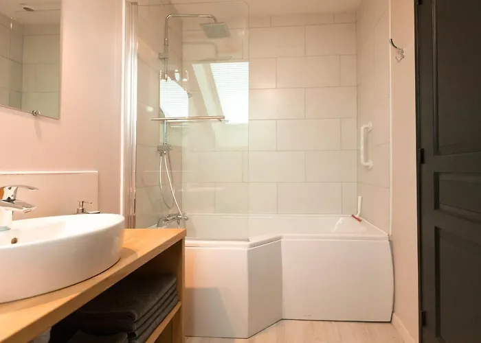 Au Detour Des Places 阿拉斯